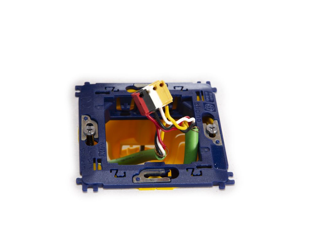 Velleman: 99/vmbelgpx-x-20_frame_build.jpg